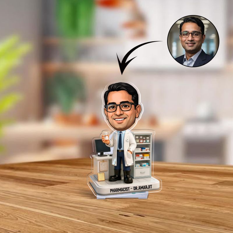 Personalized Pharmacist Bobblehead Caricature with Battery Powered Moving Head   Gift for Doctors, Pharmacy Students & Medical Professionals  Chemists & Lab Technicians Tabletop Decor